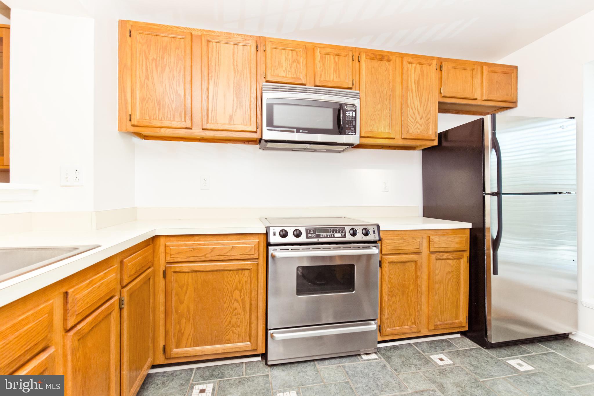3953 9th Road South Arlington, VA 22204 - Photo 4 of 29 Gallery Image 4