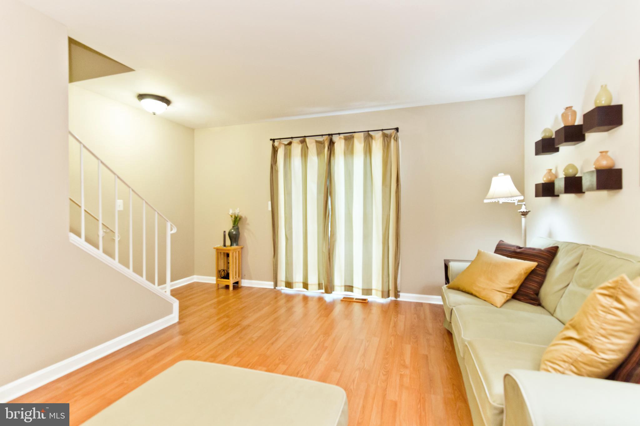3953 9th Road South Arlington, VA 22204 - Photo 9 of 29 Gallery Image 9