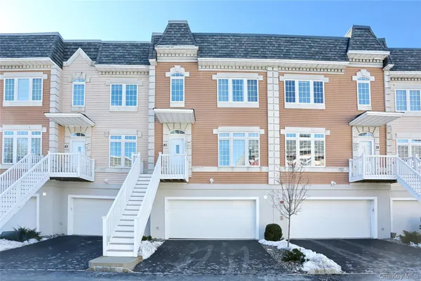 $4,800 | 80 Alexander Court, Nanuet, NY 10954