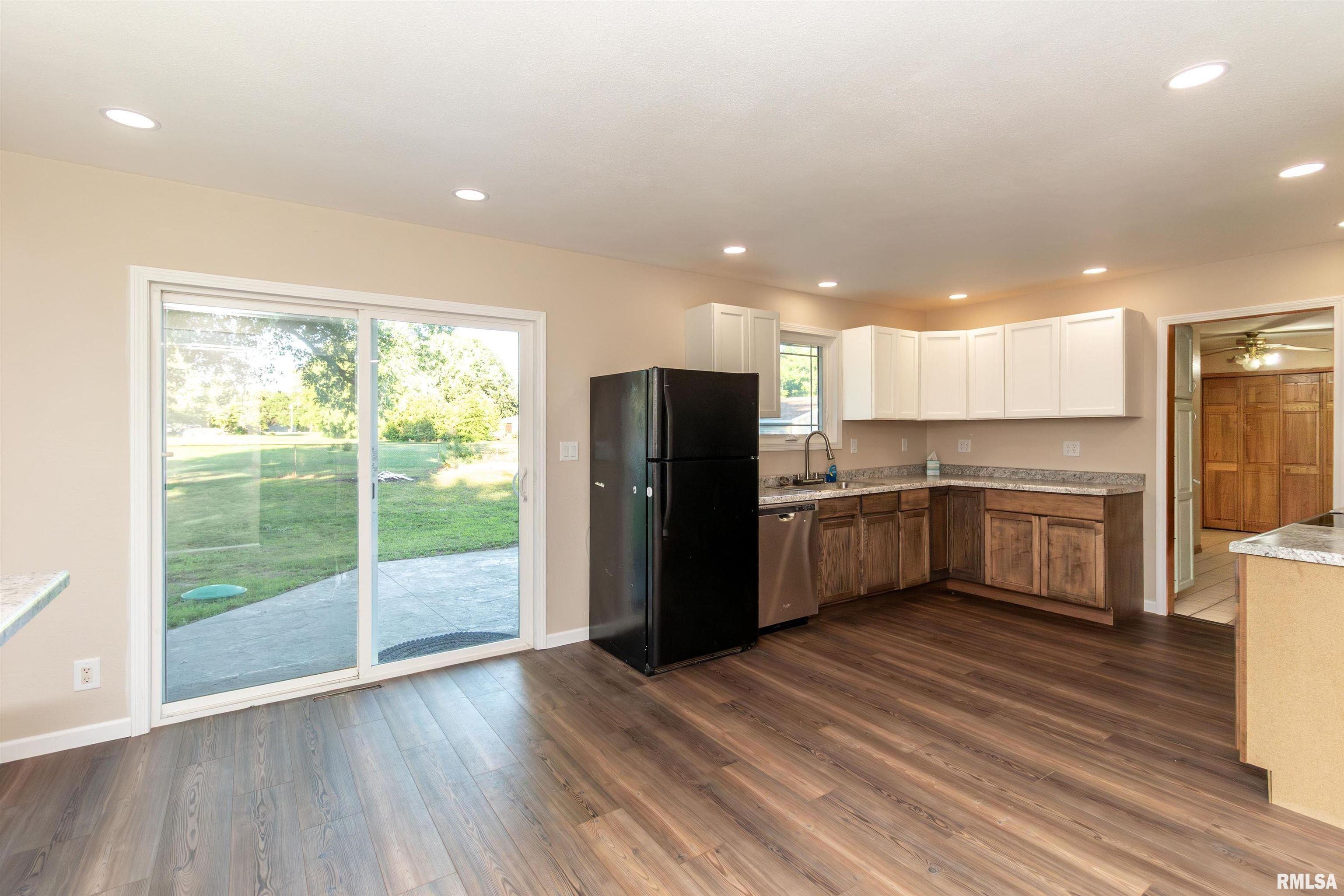 13386 Cedar Street Manito, IL 61546 - Photo 14 of 31