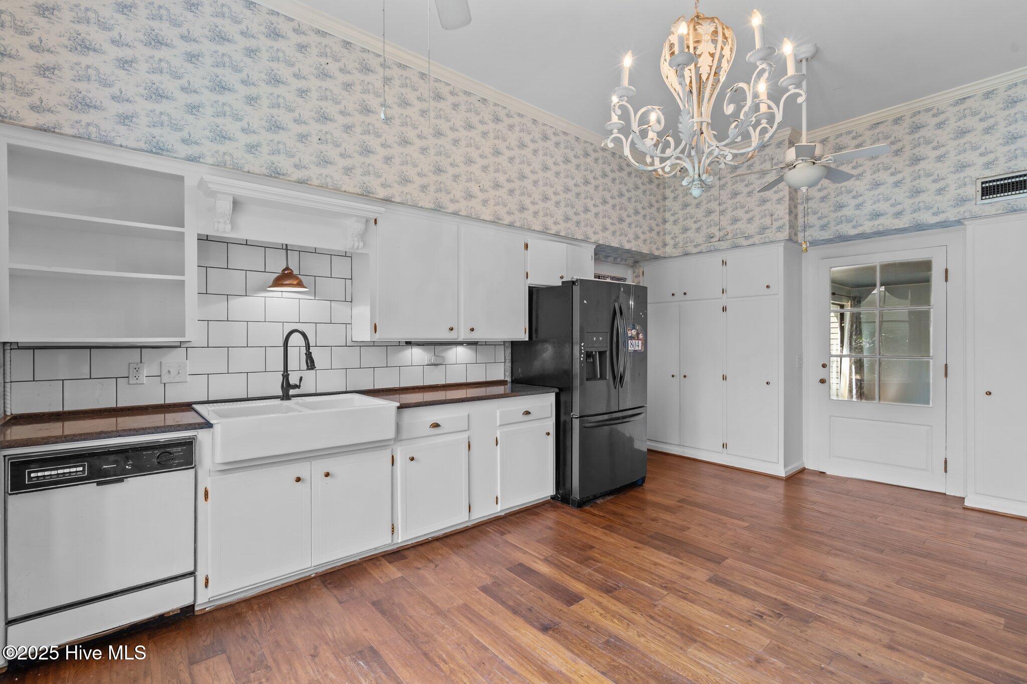 804 Fayetteville Road Rockingham, NC 28379 - Photo 22 of 69 44-web-or-mls-DSC07546