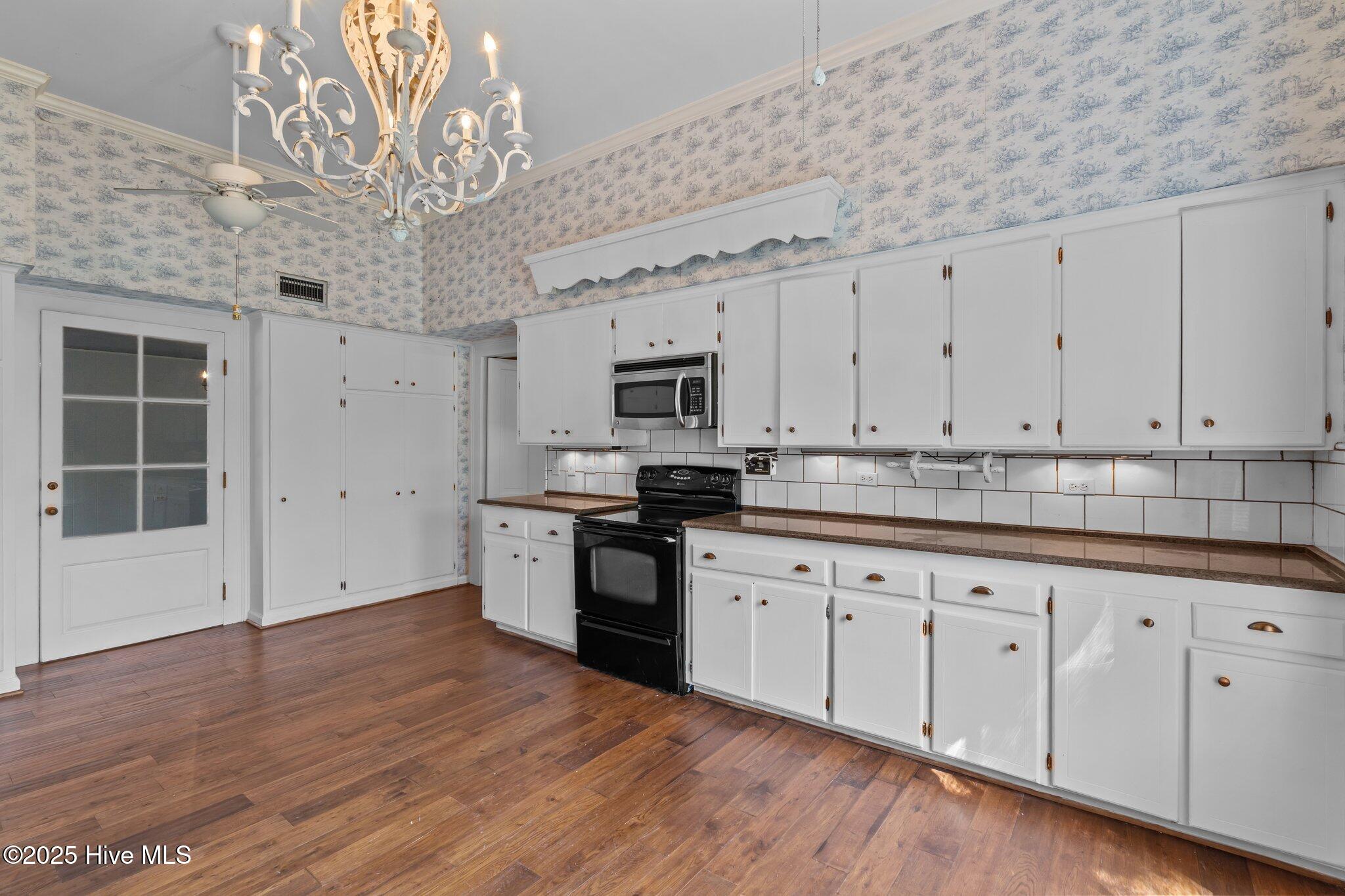 804 Fayetteville Road Rockingham, NC 28379 - Photo 23 of 69 45-web-or-mls-DSC07549