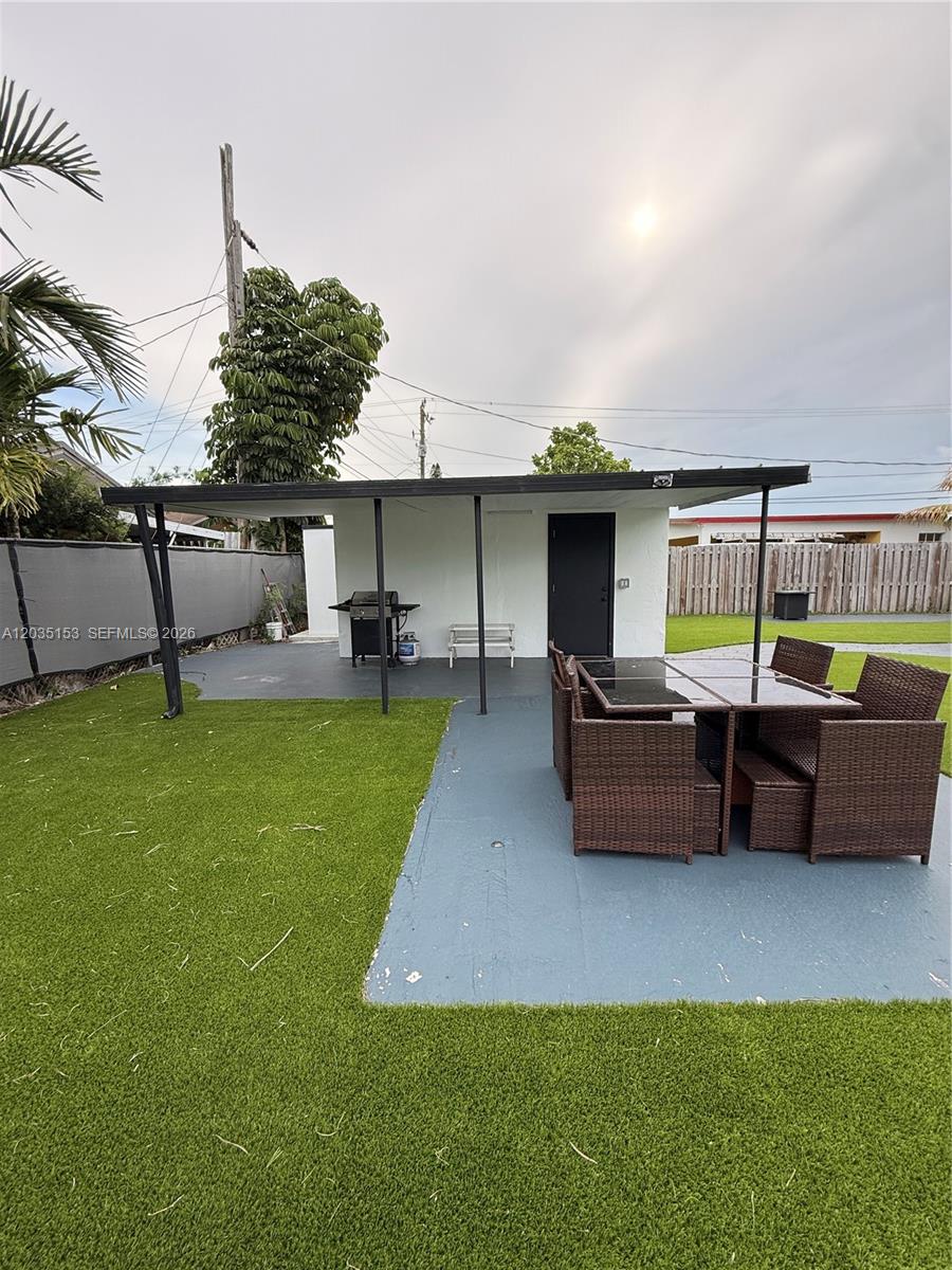 10000 Southwest 43rd Street Miami, FL 33165 - Photo 16 of 21