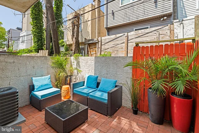 $395,000 | 603 Sigel Street, Philadelphia, PA 19148