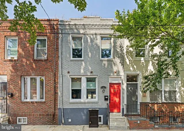 $395,000 | 603 Sigel Street, Philadelphia, PA 19148