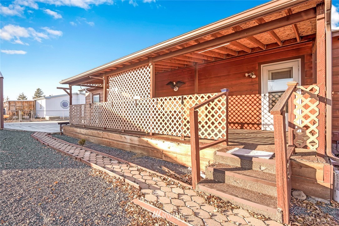 8691 Jean Road Northeast Moses Lake, WA 98837 - Photo 37 of 40 Gallery Image 37