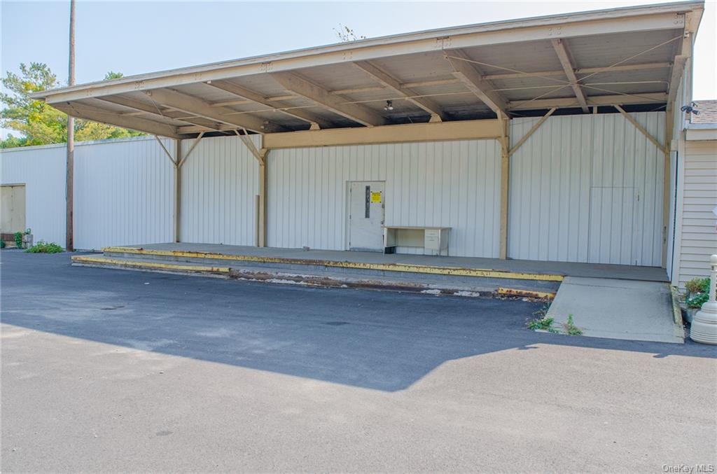 2530-2534 Rte 9W Ravena, NY 12143 - Photo 2 of 19 a view of a room with wooden floor