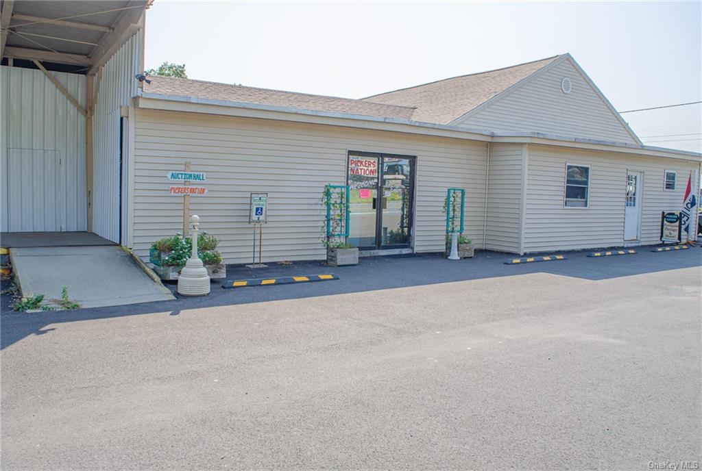 2530-2534 Rte 9W Ravena, NY 12143 - Photo 3 of 19 a view of a house with garage and yard