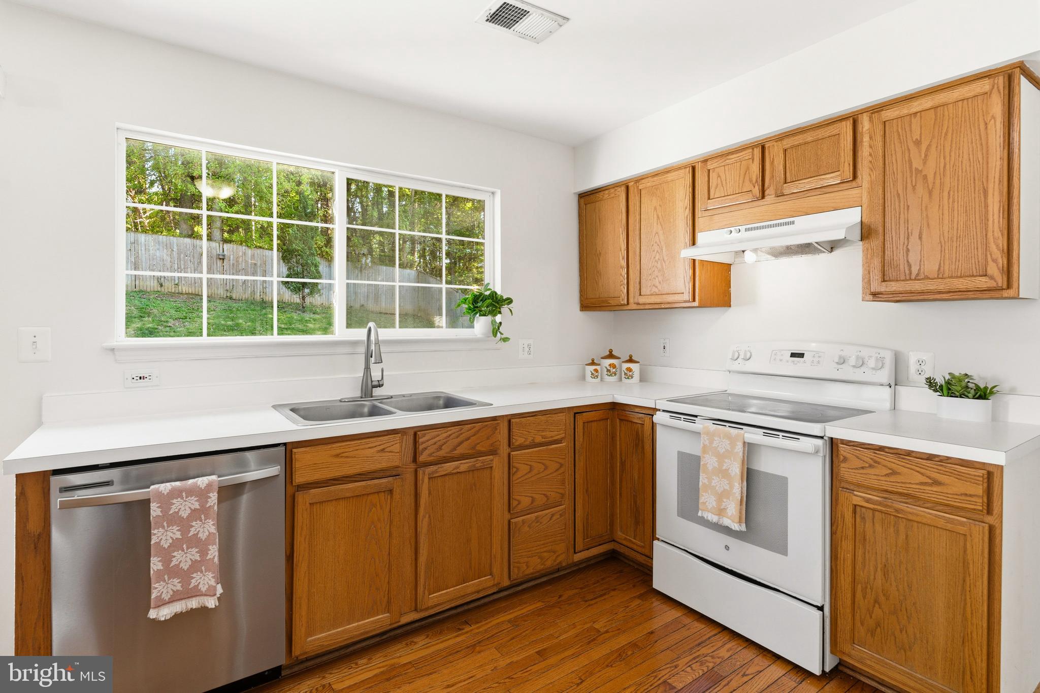 2613 Pheasant Hunt Road Woodbridge, VA 22192 - Photo 11 of 41