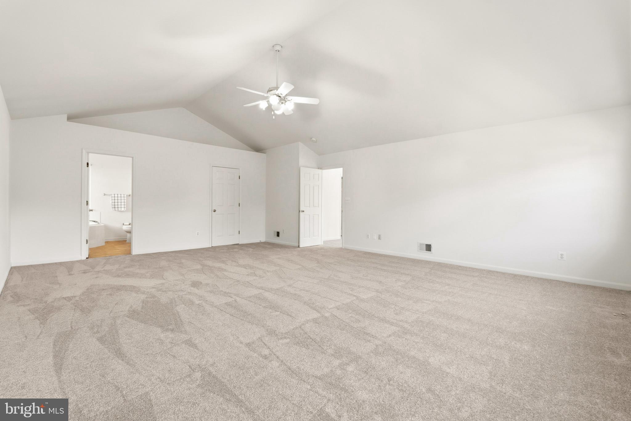 2613 Pheasant Hunt Road Woodbridge, VA 22192 - Photo 19 of 41