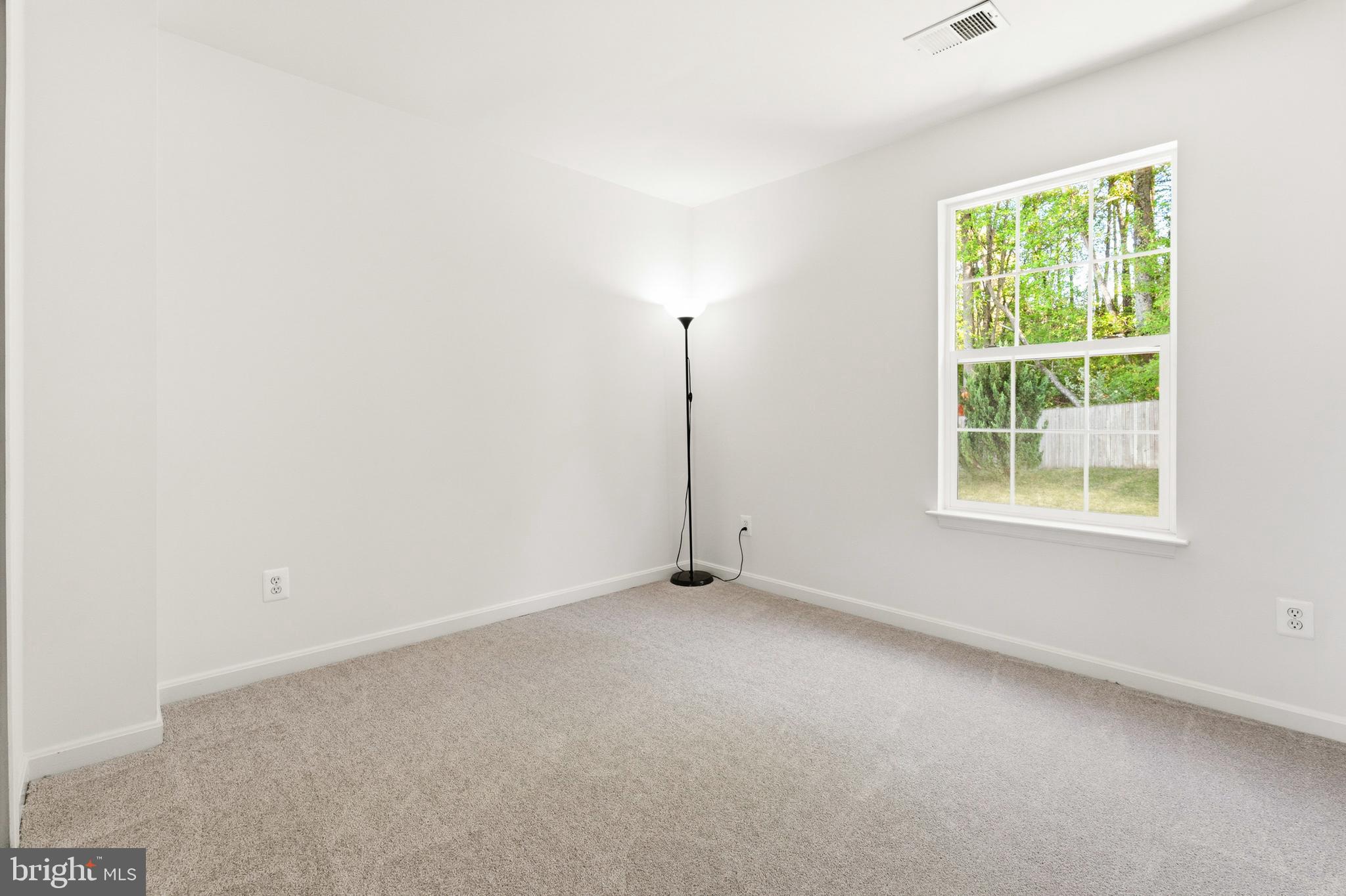 2613 Pheasant Hunt Road Woodbridge, VA 22192 - Photo 26 of 41