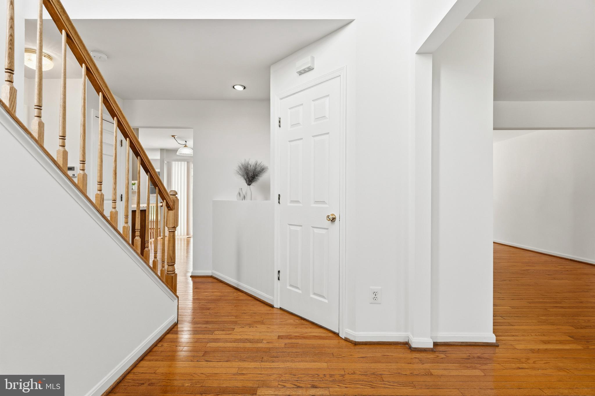 2613 Pheasant Hunt Road Woodbridge, VA 22192 - Photo 4 of 41