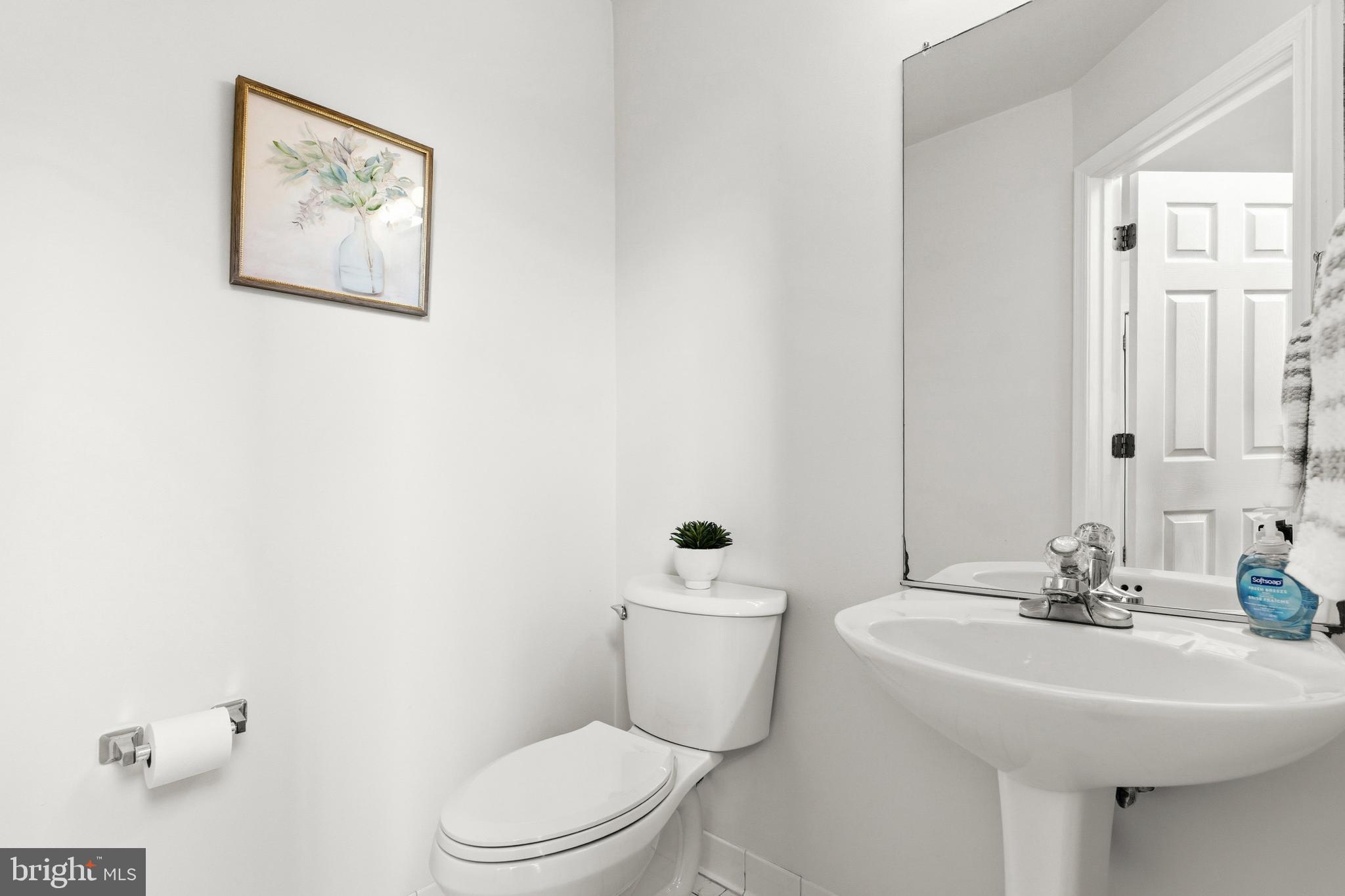 2613 Pheasant Hunt Road Woodbridge, VA 22192 - Photo 5 of 41