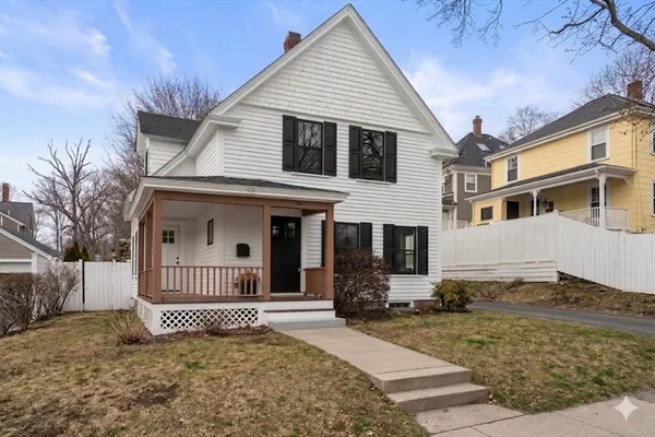 $599,500 | 2 Northrop Street, Hopedale, MA 01747