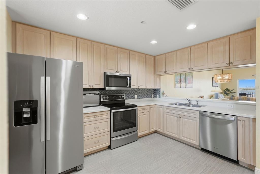 425 150th Avenue, Unit 2404 Madeira Beach, FL 33708 - Photo 15 of 45