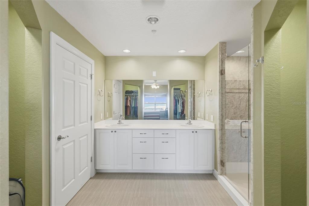 425 150th Avenue, Unit 2404 Madeira Beach, FL 33708 - Photo 31 of 45