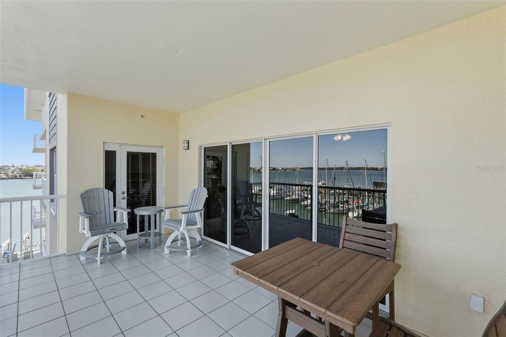 425 150th Avenue, Unit 2404 Madeira Beach, FL 33708 - Photo 9 of 45