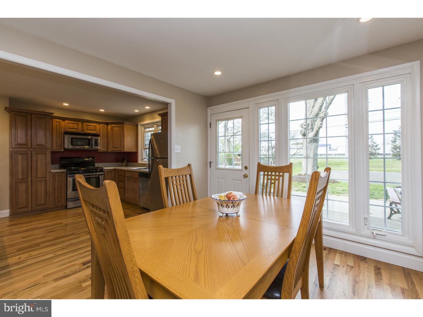 702 Fraser Road Glenside, PA 19038 - Photo 6 of 25 Gallery Image 6