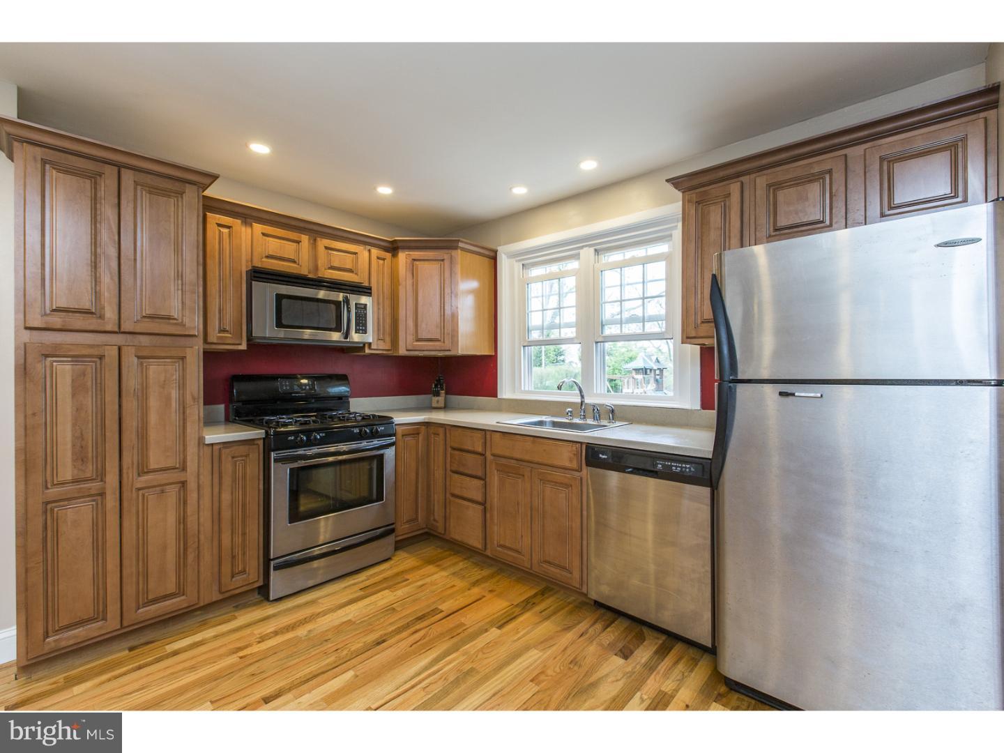 702 Fraser Road Glenside, PA 19038 - Photo 8 of 25 Gallery Image 8