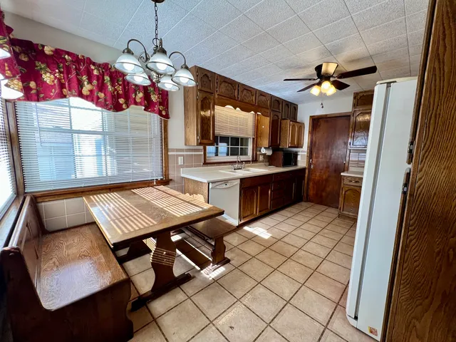 $160,000 | 977 North Oakland Avenue, Decatur, IL 62522