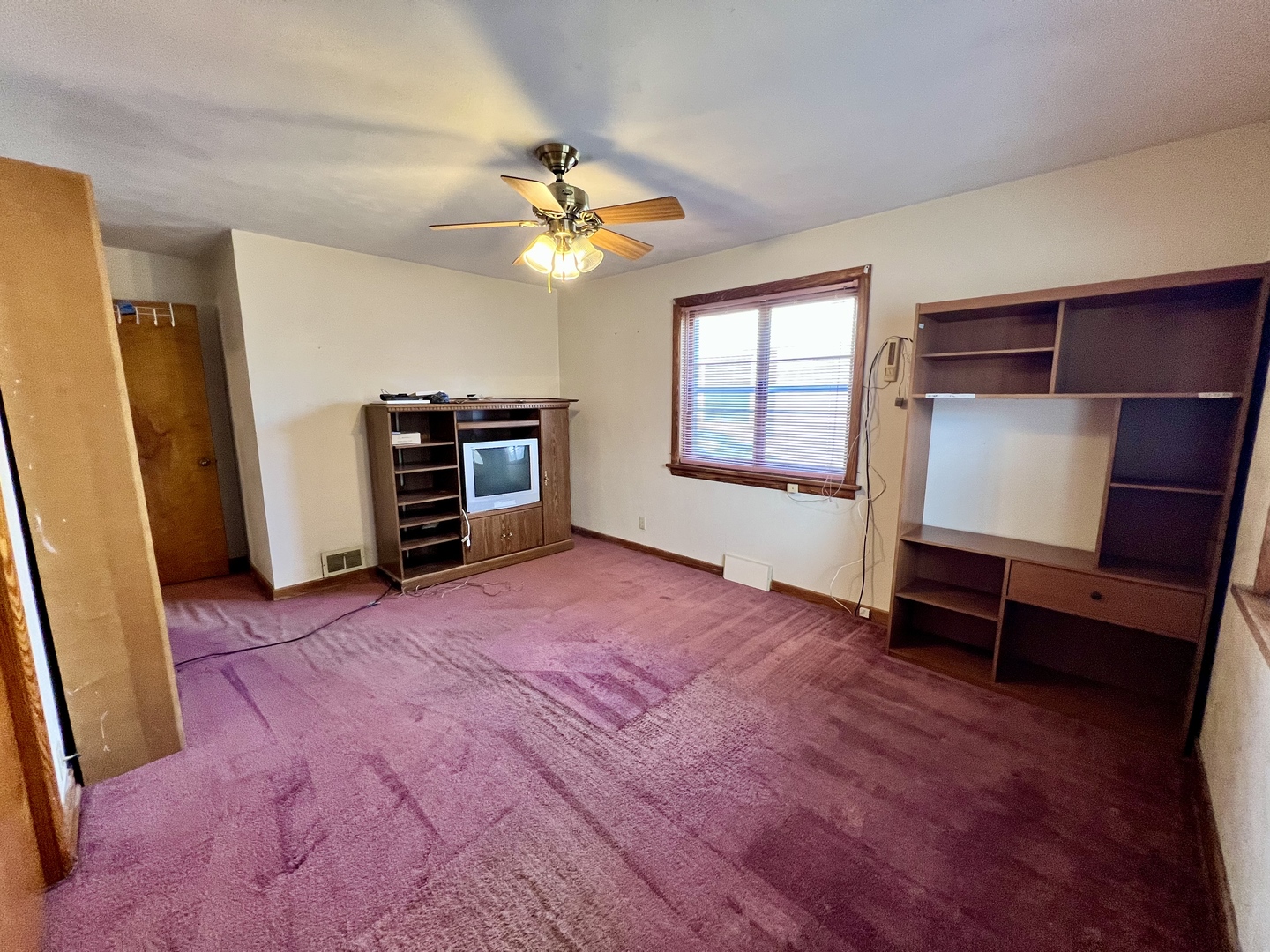 977 North Oakland Avenue Decatur, IL 62522 - Photo 14 of 51