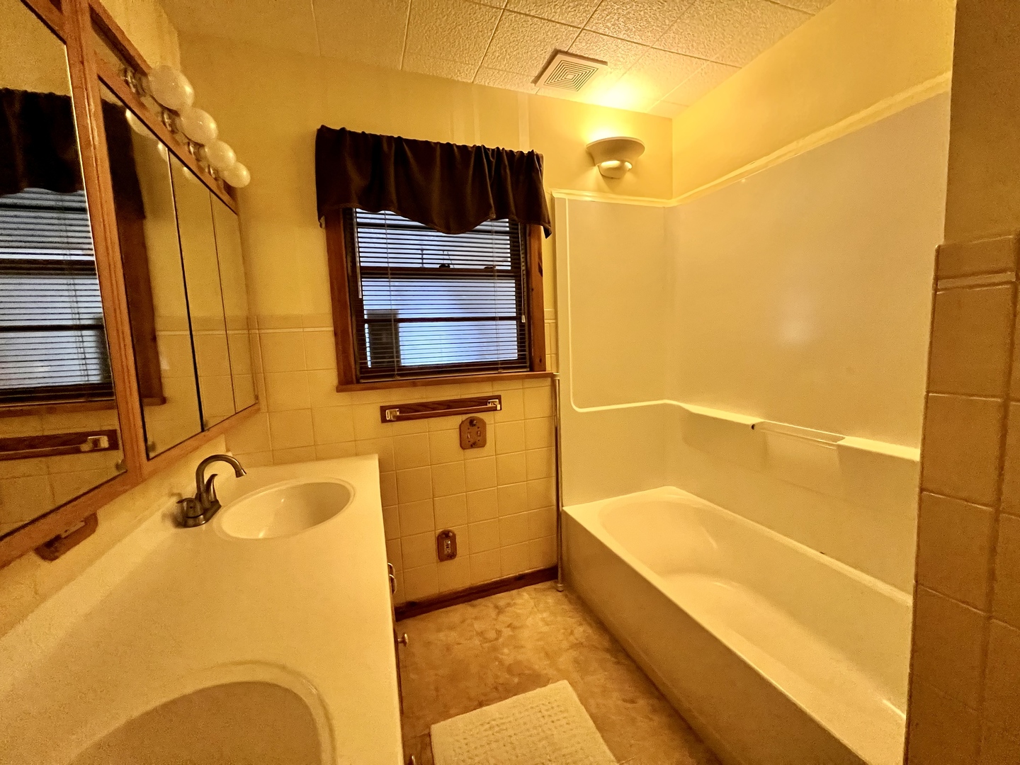 977 North Oakland Avenue Decatur, IL 62522 - Photo 24 of 51