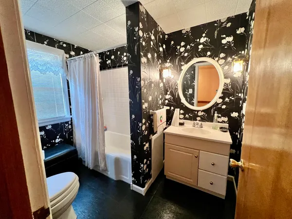 $144,900 | 977 North Oakland Avenue, Decatur, IL 62522