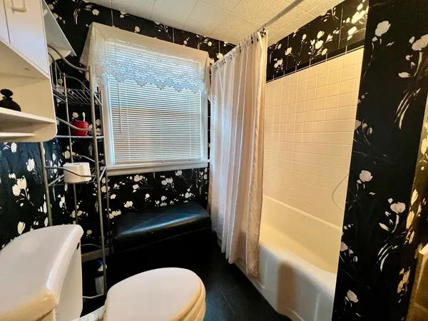 $144,900 | 977 North Oakland Avenue, Decatur, IL 62522