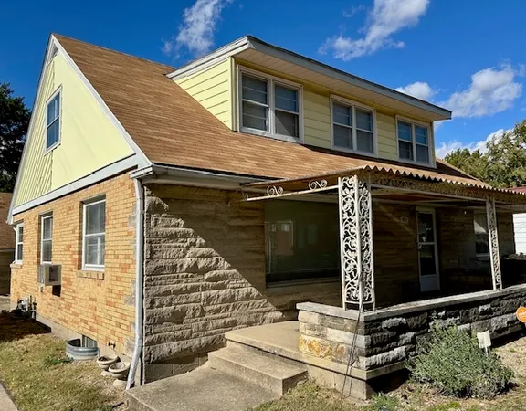 $144,900 | 977 North Oakland Avenue, Decatur, IL 62522