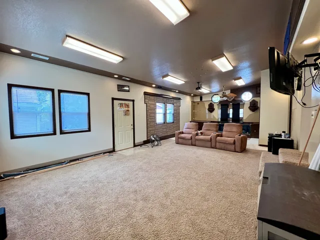 $160,000 | 977 North Oakland Avenue, Decatur, IL 62522