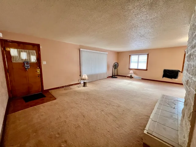 $160,000 | 977 North Oakland Avenue, Decatur, IL 62522