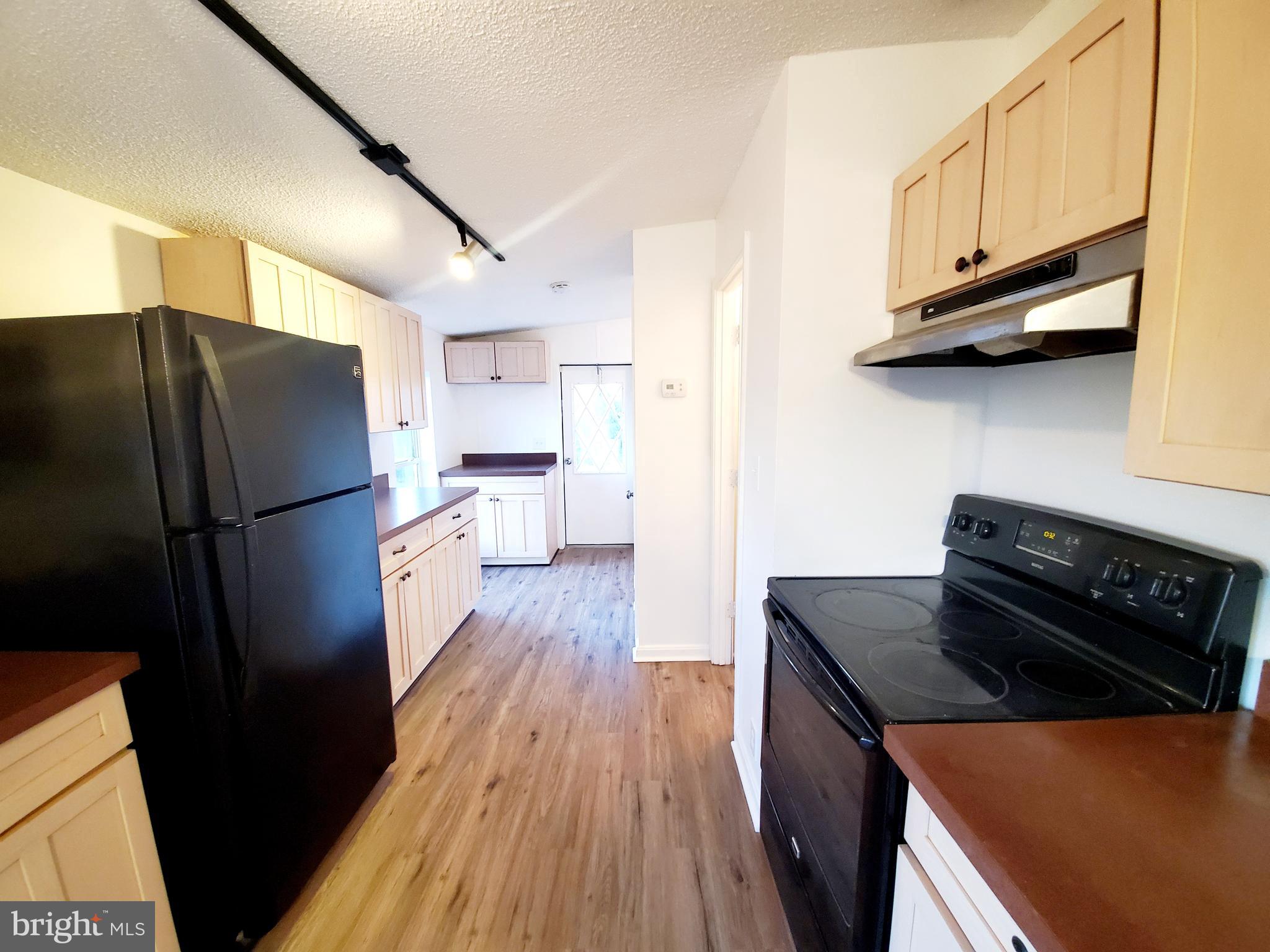 202 Muzzey Road Shepherdstown, WV 25443 - Photo 6 of 19 Lots of cabinets and counter space