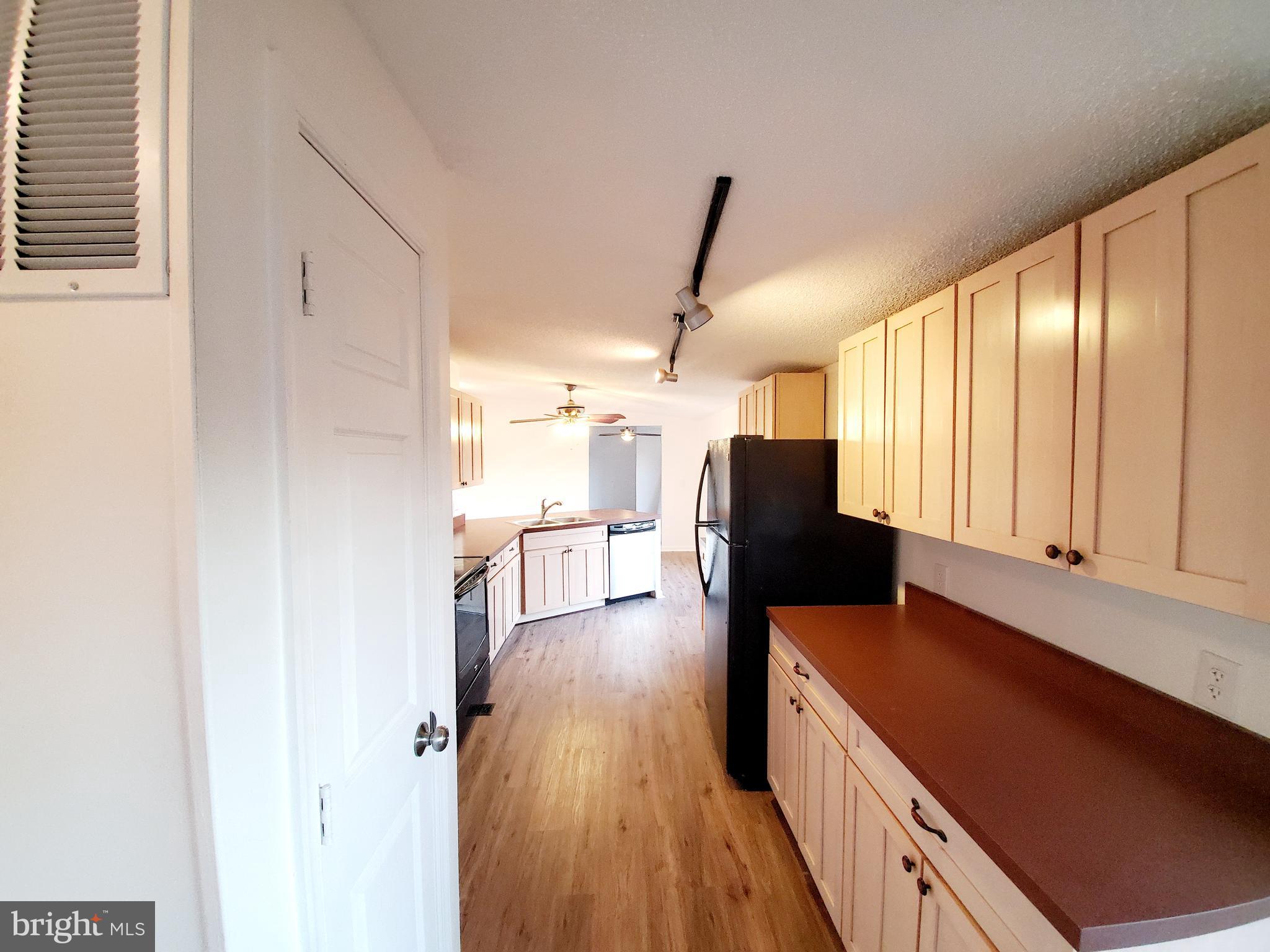 202 Muzzey Road Shepherdstown, WV 25443 - Photo 8 of 19