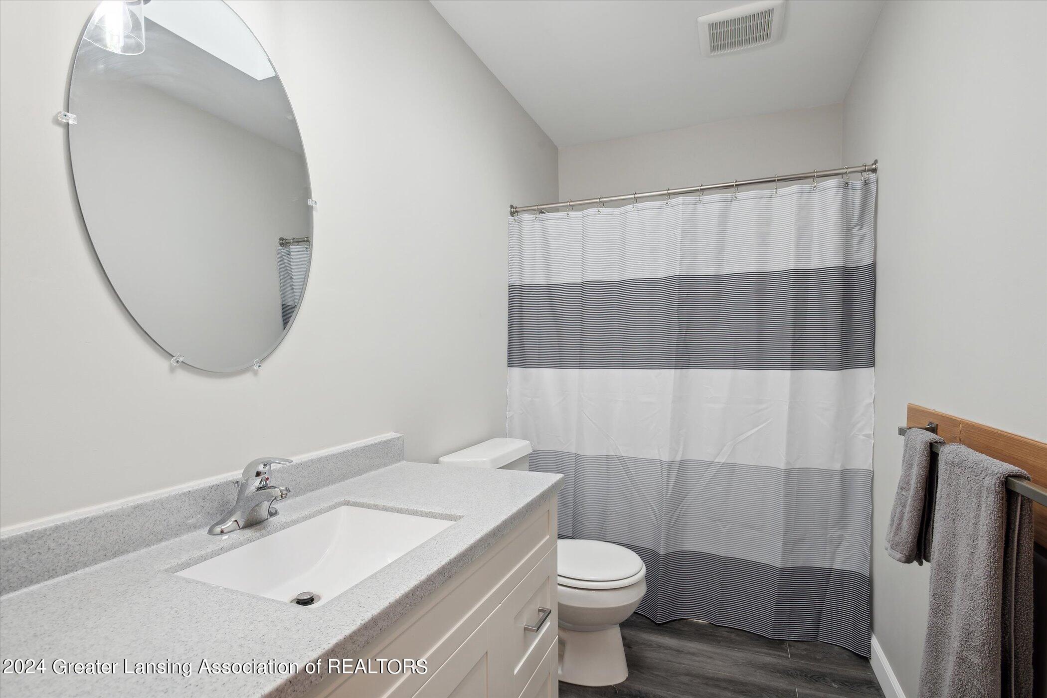 1009 West Barnes Road Mason, MI 48854 - Photo 33 of 65 28-1009-W-Barnes-Rd-Mason-MI-48854-Windo