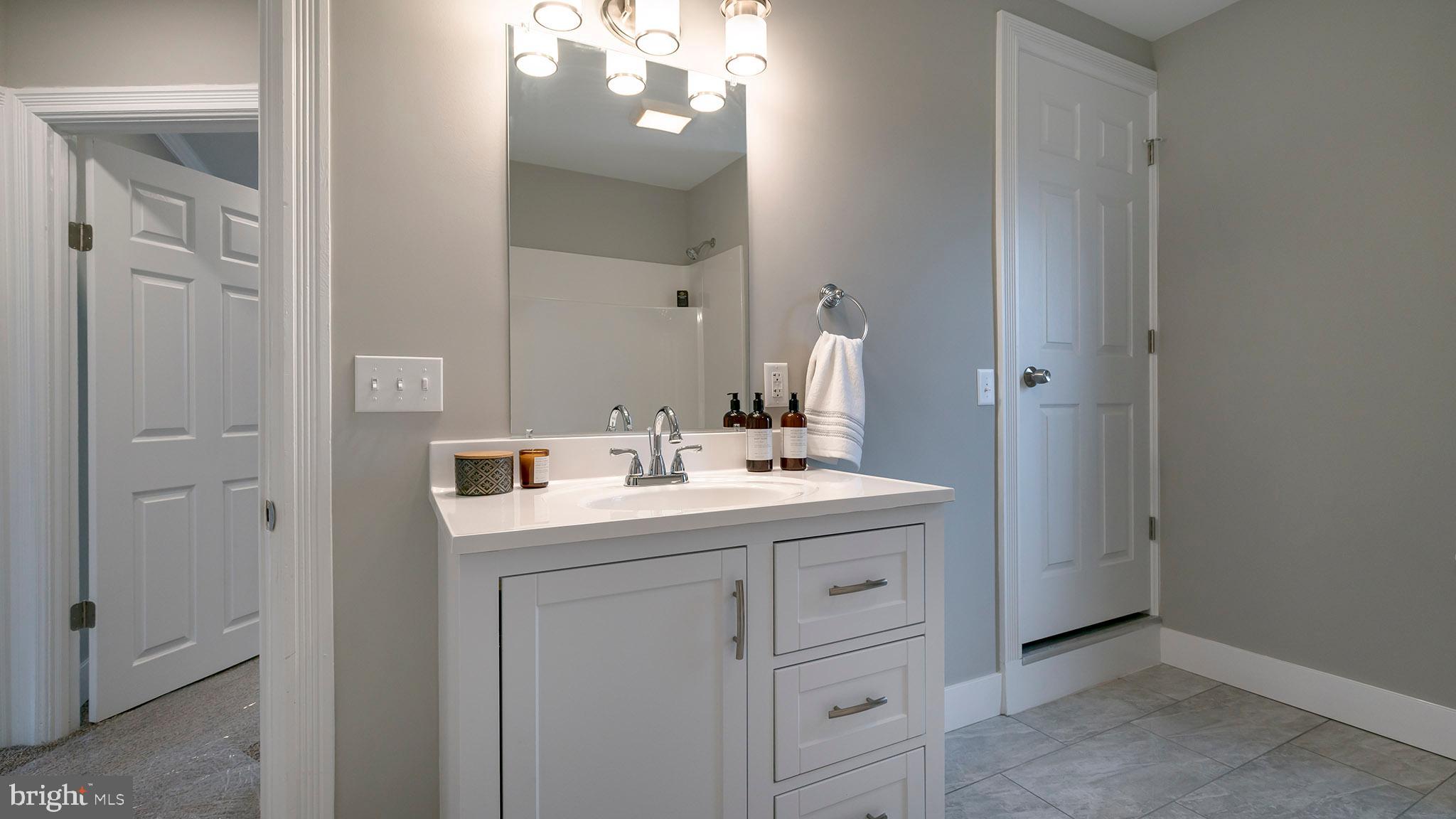 1700 Colebrook Road Lebanon, PA 17042 - Photo 12 of 35 Gallery Image 12