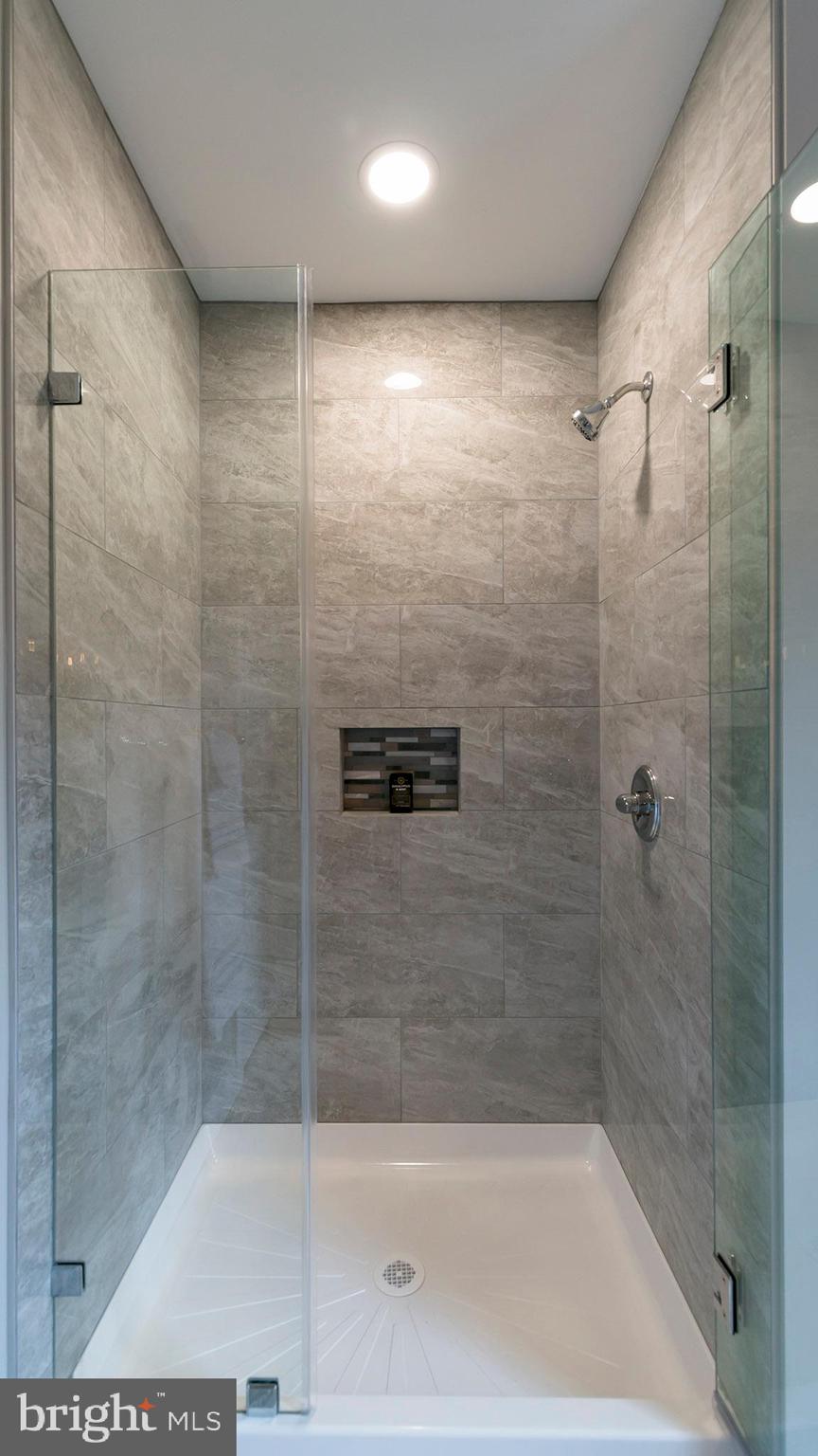 1700 Colebrook Road Lebanon, PA 17042 - Photo 17 of 35 Gallery Image 17