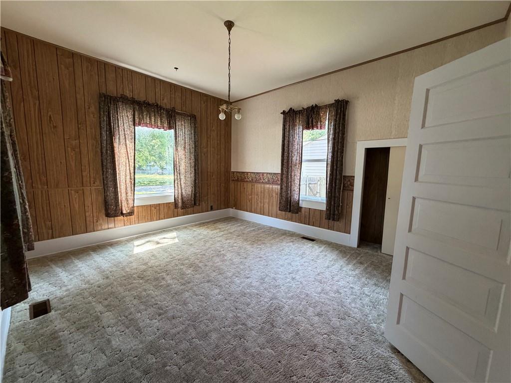 402 South Spring Street Caney, KS 67333 - Photo 18 of 31