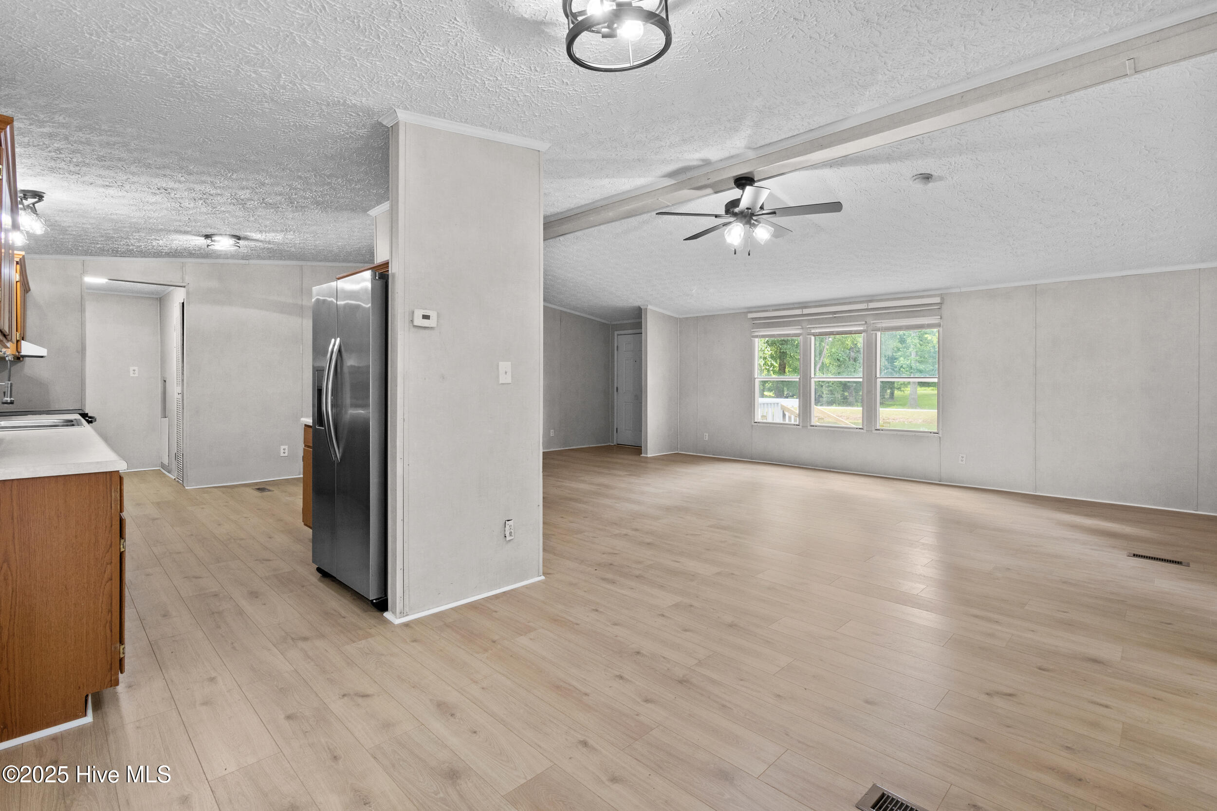 2126 Malpass Corner Road Burgaw, NC 28425 - Photo 19 of 43 19_dining room