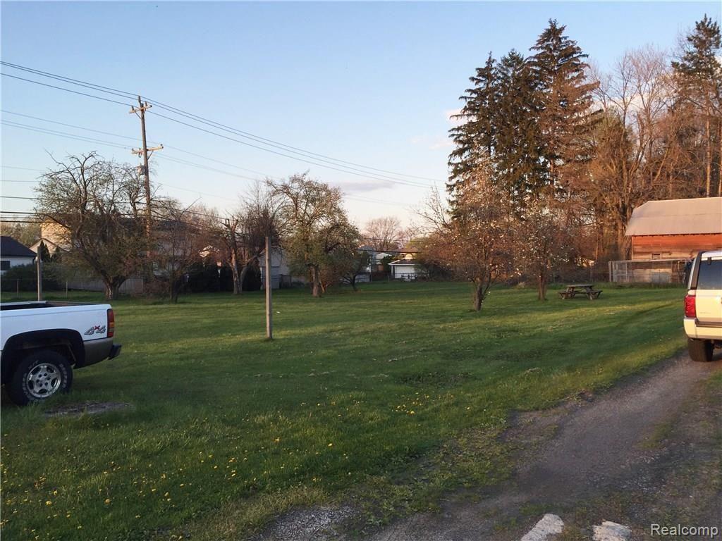 40950 Saal Road Sterling Heights, MI 48313 - Photo 9 of 17