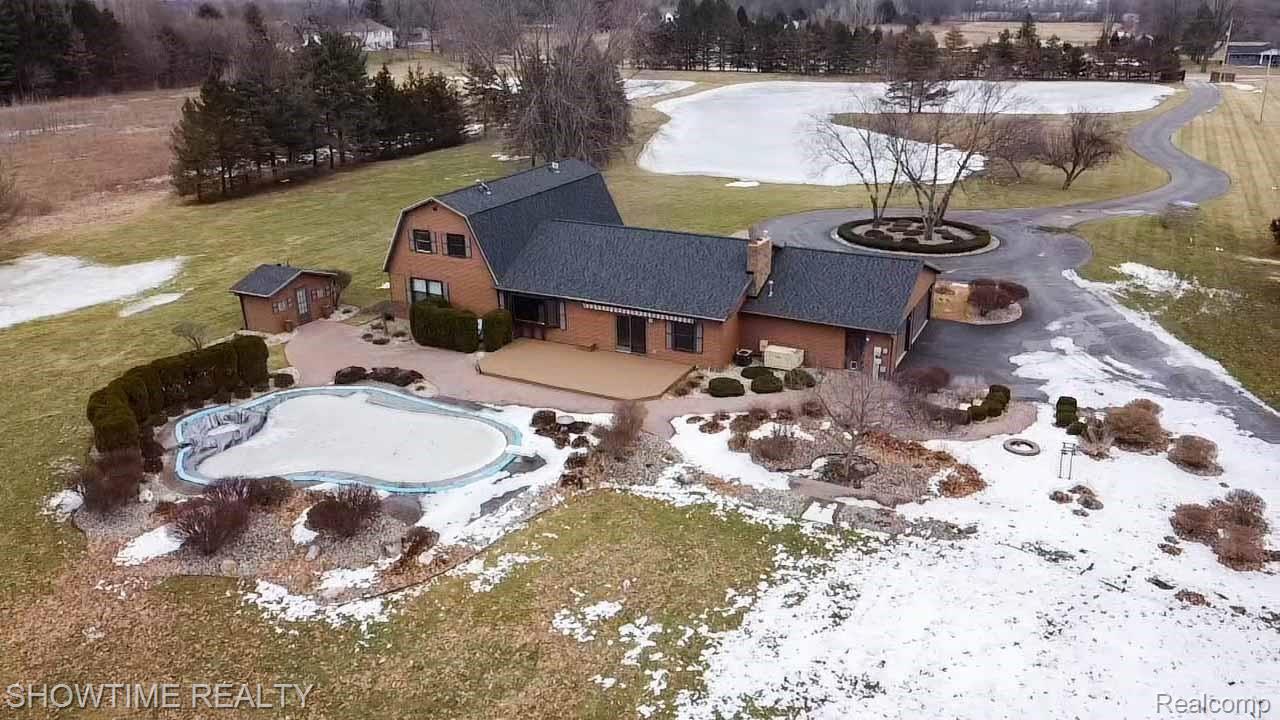 5135 North Gale Road Davison, MI 48423 - Photo 10 of 55 66.jpg