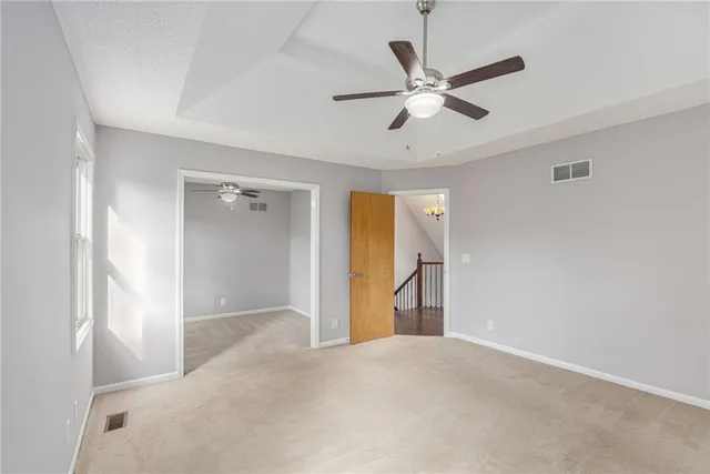 $442,000 | 15856 Glenwood, Overland Park, KS 66223