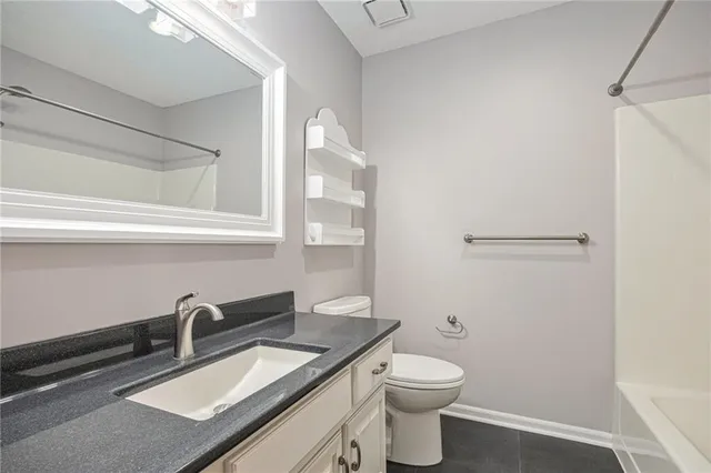 $442,000 | 15856 Glenwood, Overland Park, KS 66223