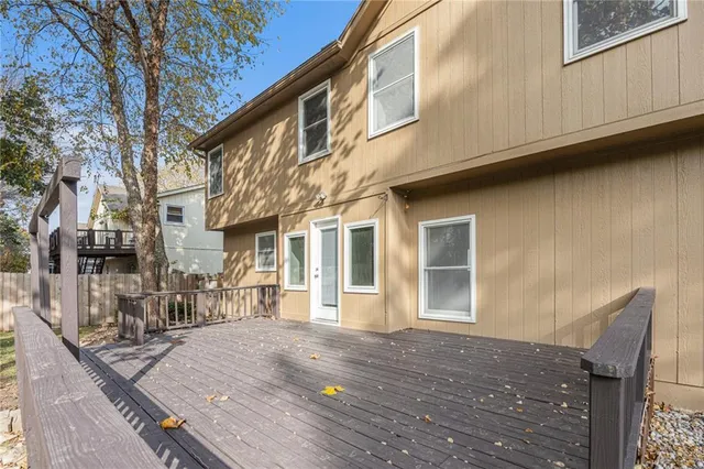 $442,000 | 15856 Glenwood, Overland Park, KS 66223