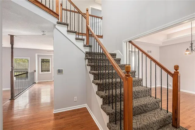 $442,000 | 15856 Glenwood, Overland Park, KS 66223