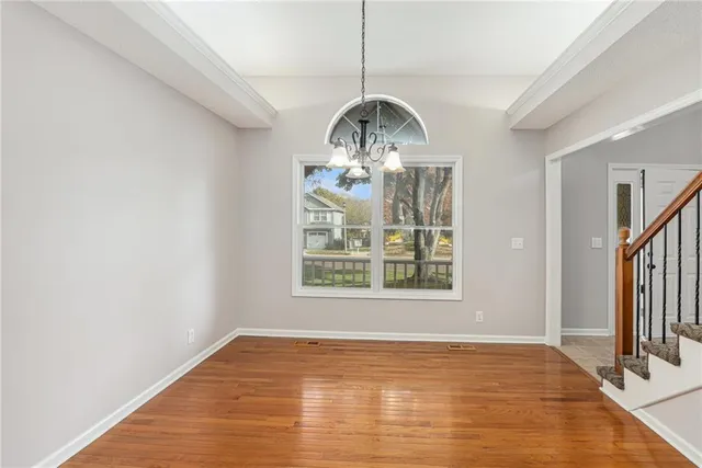 $442,000 | 15856 Glenwood, Overland Park, KS 66223