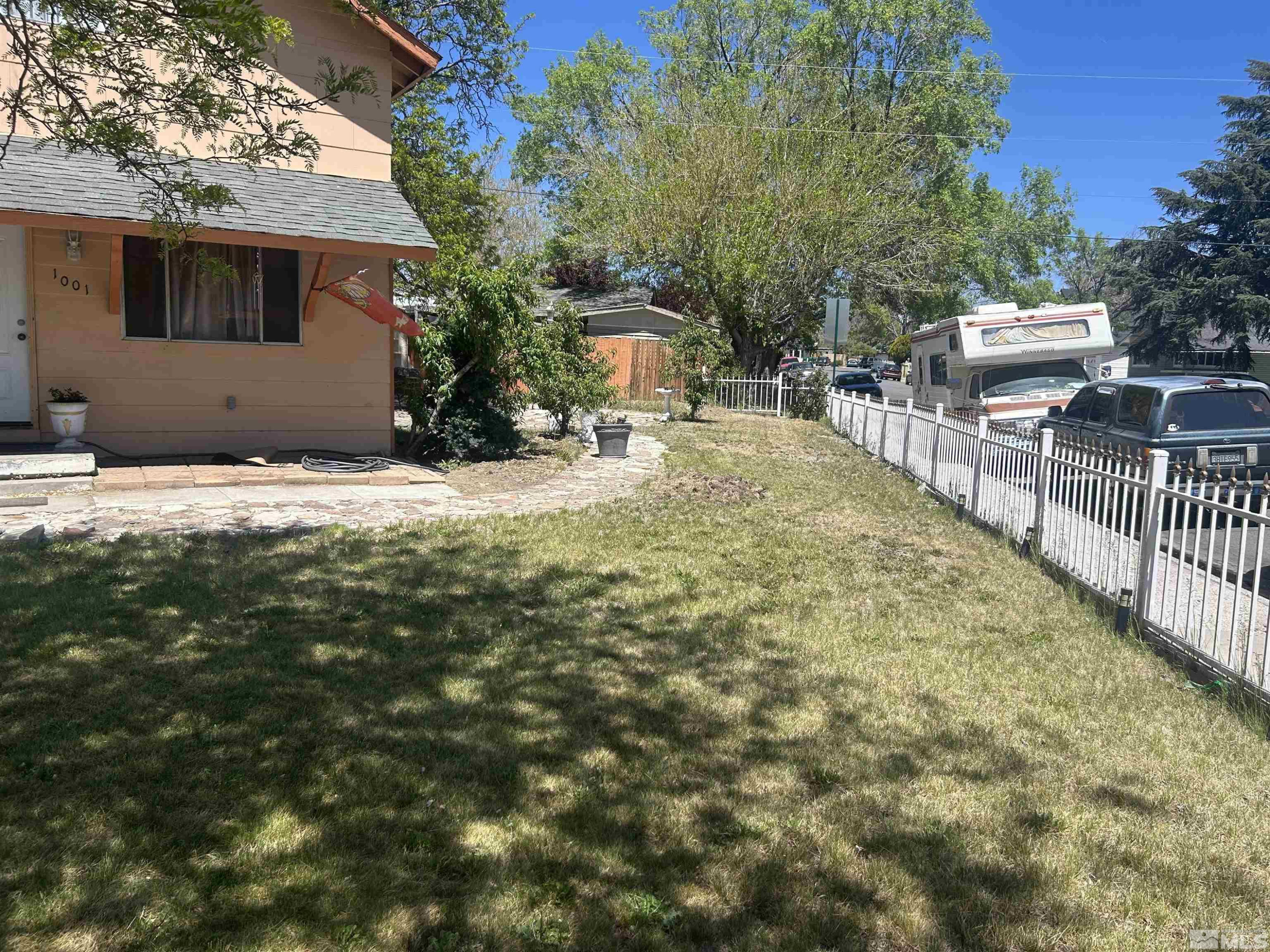 1001 Shoshone Drive Reno, NV 89512 - Photo 9 of 30 Photo 9