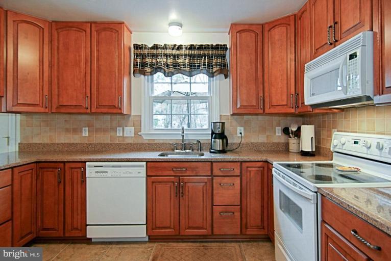8006 Sleepy View Lane Springfield, VA 22153 - Photo 9 of 21 Other #2