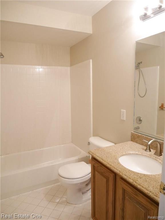 2592 Brilliance Rochester Hills, MI 48309 - Photo 19 of 28