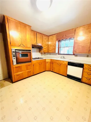 $170,000 | 1105 Johnson Street, Woodsboro, TX 78393