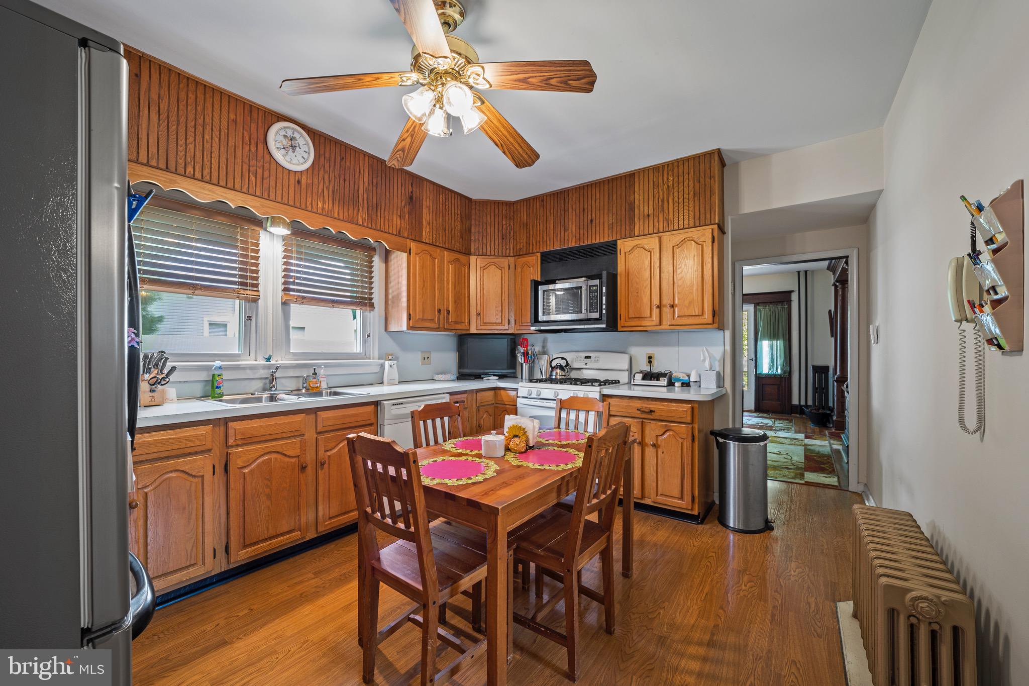 29 Main Street Bridgeport, NJ 08014 - Photo 10 of 31